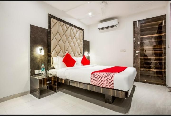Al Haram Hotel Bombay